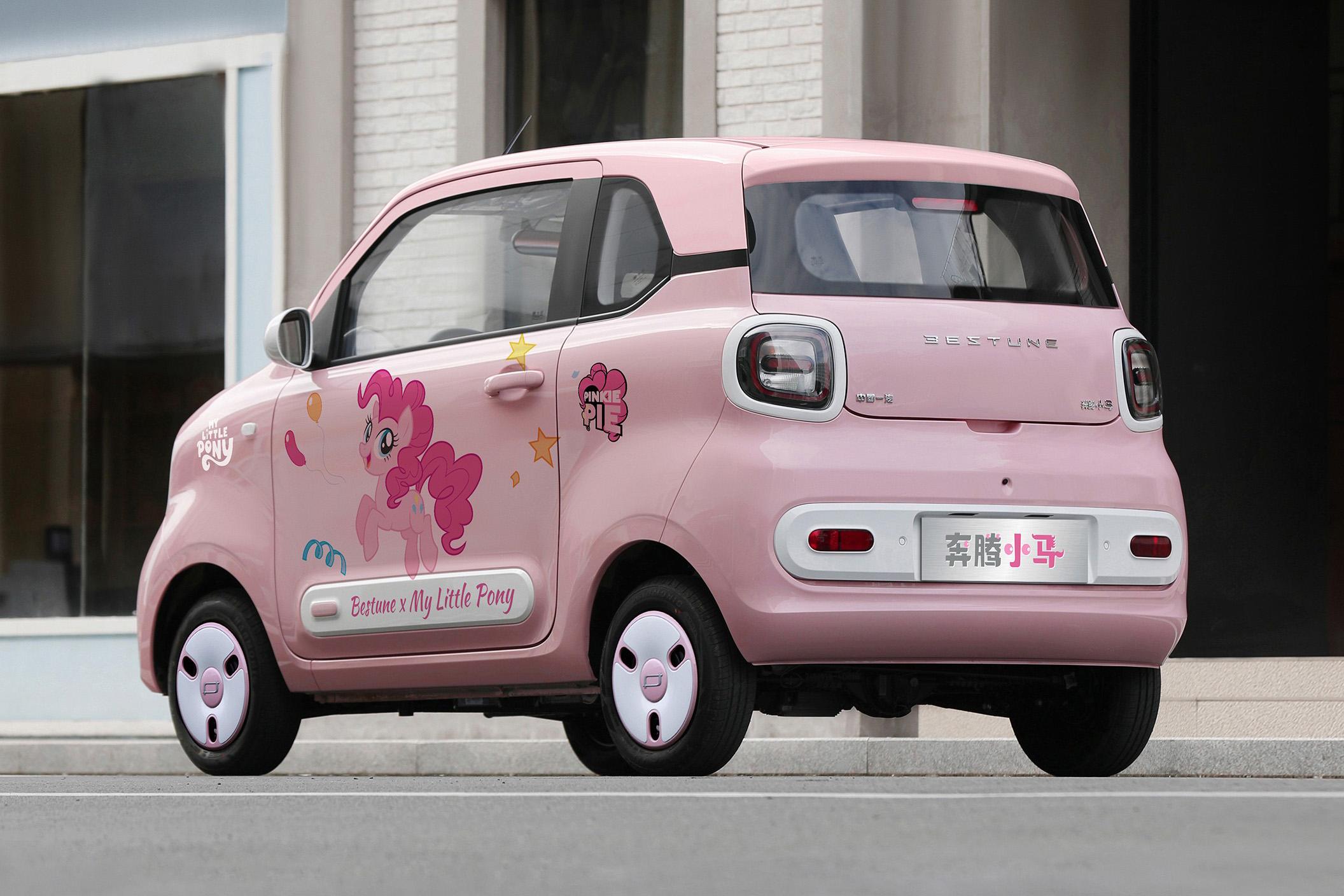 China urges state-owned carmakers to merge 